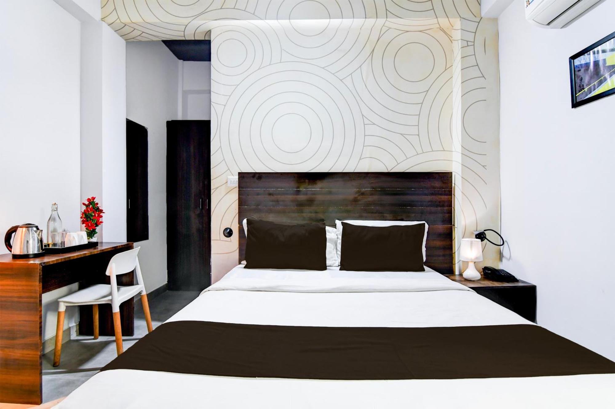 Super Townhouse Chandrasekharpur Bhubaneswar Buitenkant foto