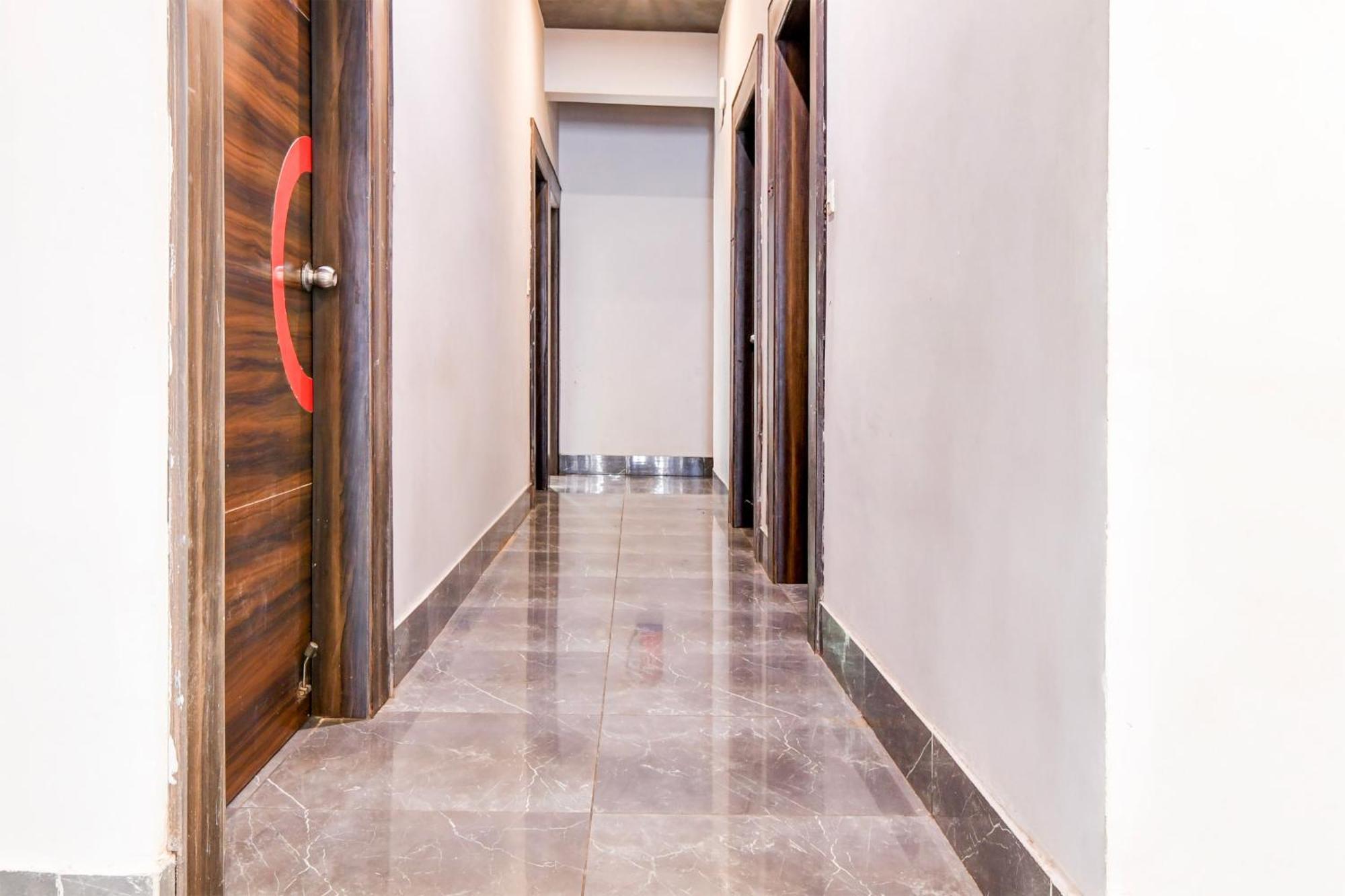 Super Townhouse Chandrasekharpur Bhubaneswar Buitenkant foto